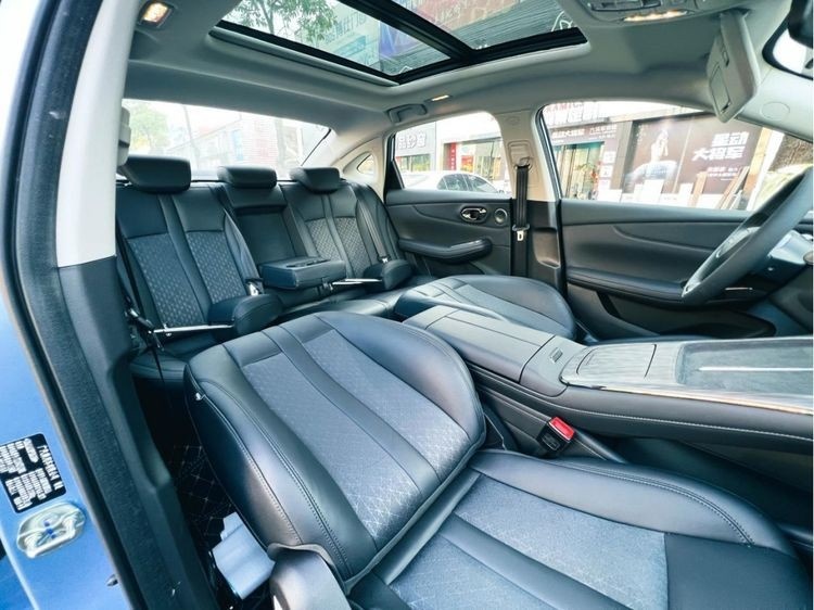 超越合资家轿 埃安AION S MAX上市14.99万起