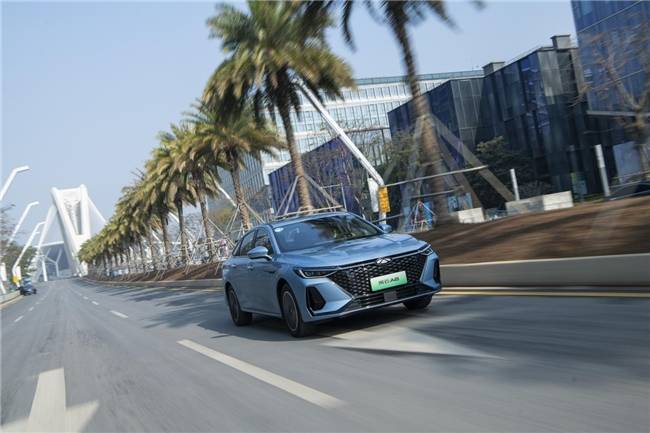 续航反向虚标“技高一筹”，奇瑞风云A8上市11.99万起售