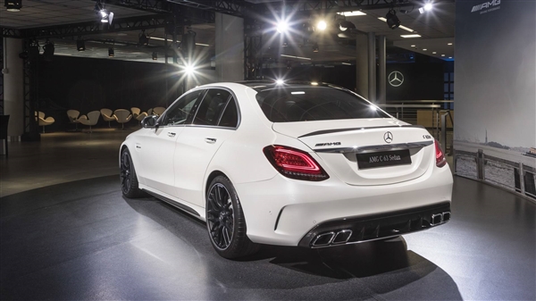 全新梅赛德斯AMG C63动力曝光2021年底亮相