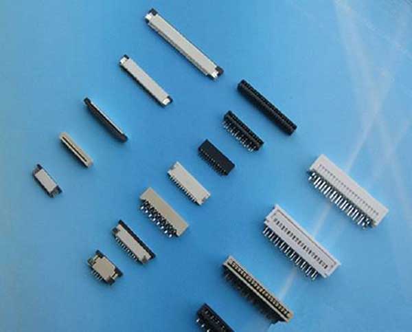 ENNOVI推出车规级可堆叠多排板对板连接器平台 无需焊接即可卡合