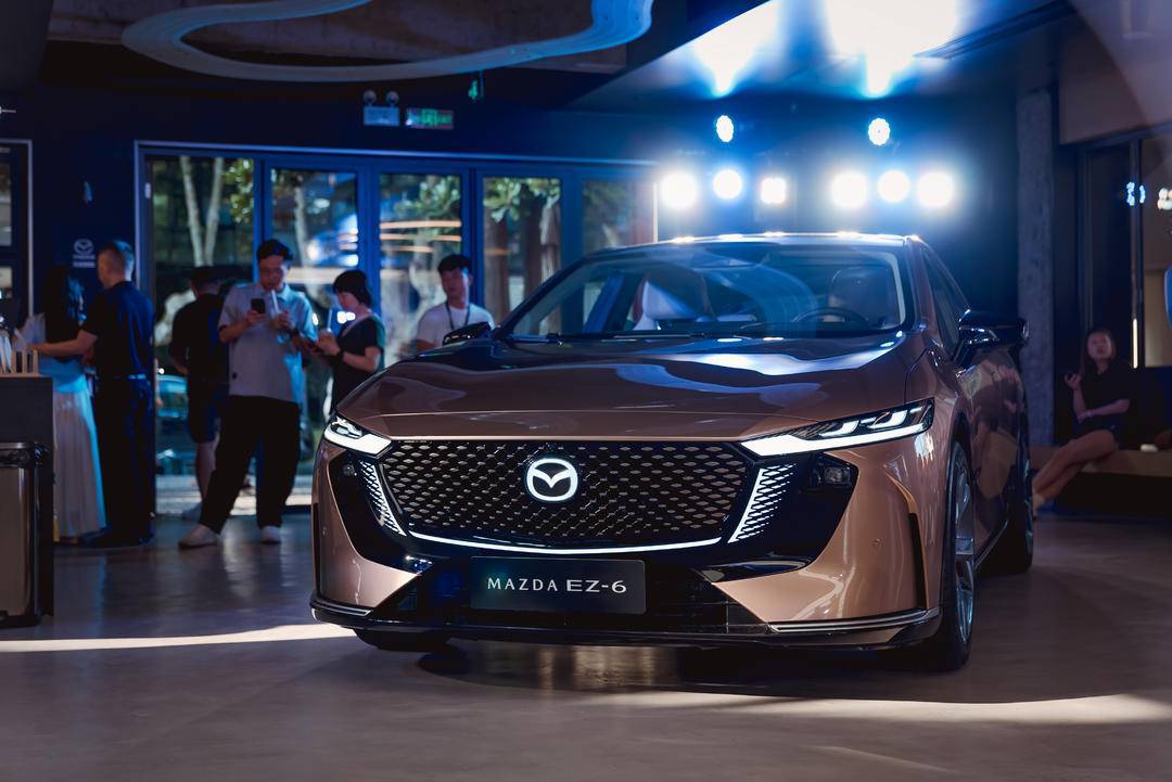 长安马自达MAZDA EZ-6设计概念解读