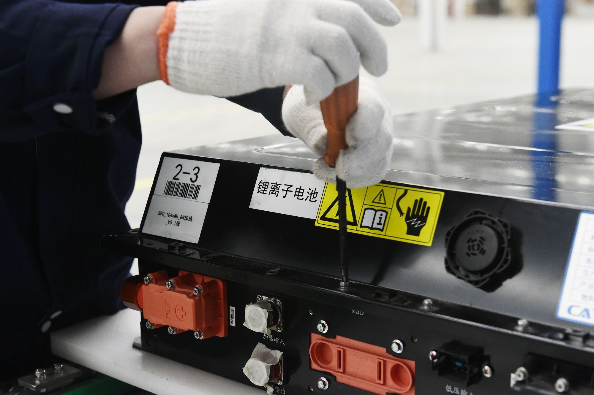 新能源车险的“坑”，还得主机厂来填？