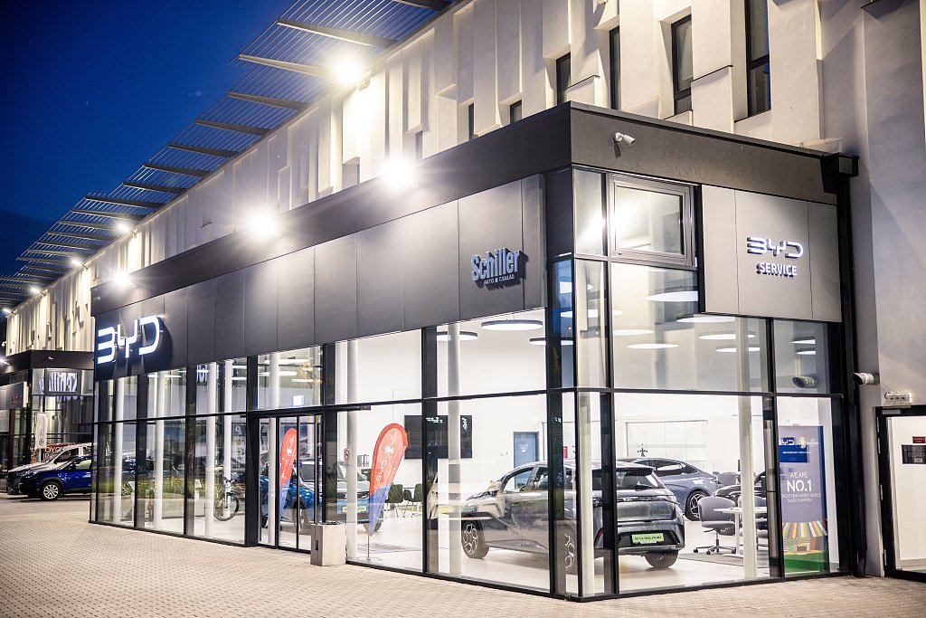 中国汽车艰辛出口路:多国升关税,奇瑞在俄罗斯遭重创,用木材抵车款