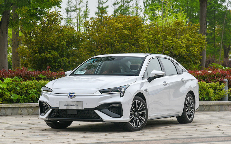 新能源销量超越燃油车，AION S最畅销 | 广州地区一季度汽车消费偏好洞察