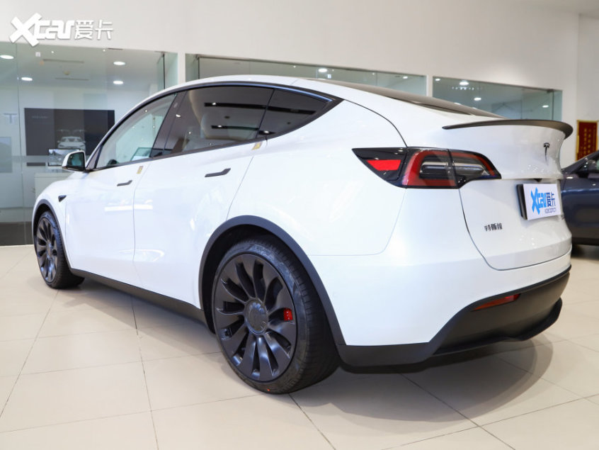 预计8月份发布 新款特斯拉Model Y谍照曝光