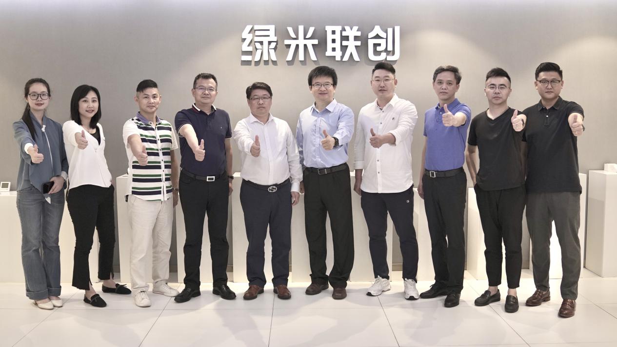 智能装备牵手智能底盘，利氪科技与金麦特达成战略合作