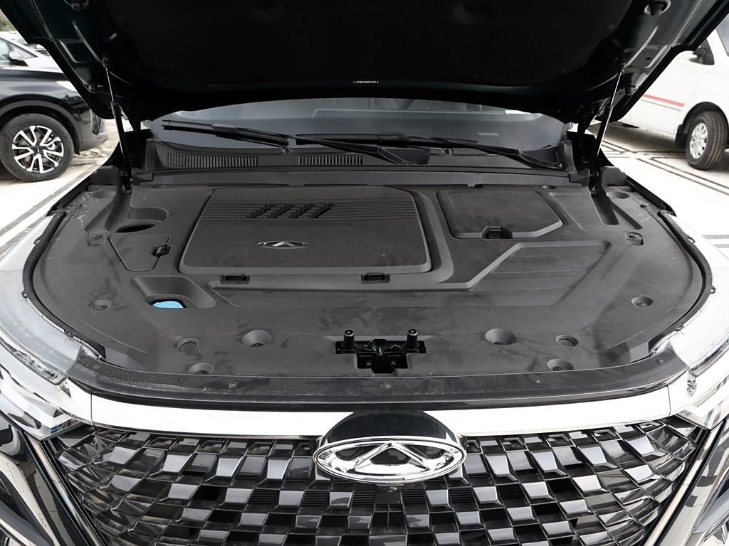 家族新成员 奇瑞瑞虎8L新车图解