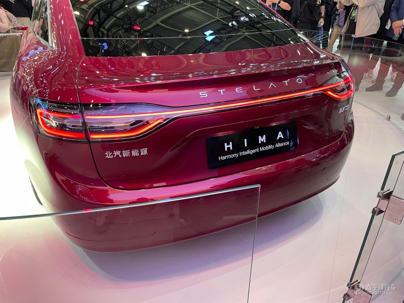 39.98万起 鸿蒙智行旗舰轿车享界 S9正式上市