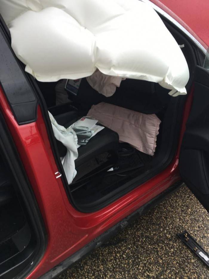 因前备箱闩锁系统有隐患，特斯拉在中国计划召回168.36万辆车