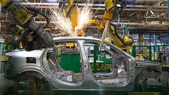 日产汽车削减日本最大工厂的产量