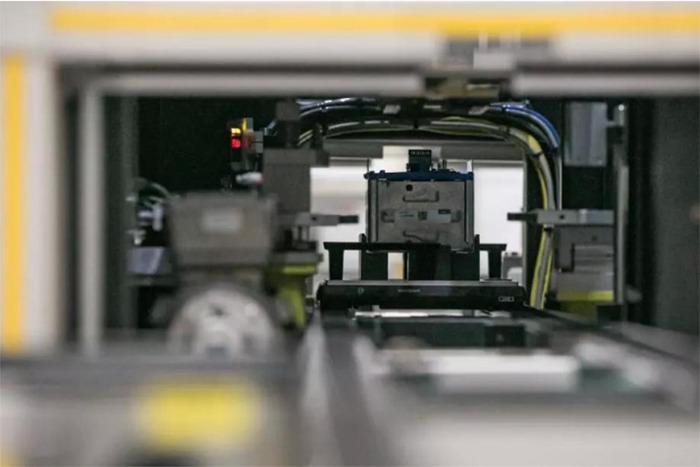 7月国内动力电池装车量同比增三成，宁德时代与比亚迪合计份额超70%