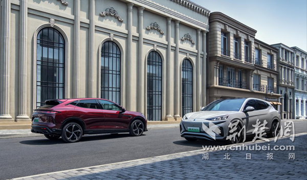 【盖世早报】8月销量快报:比亚迪超37万辆!美再推迟宣布涉中国商品关税最终决定