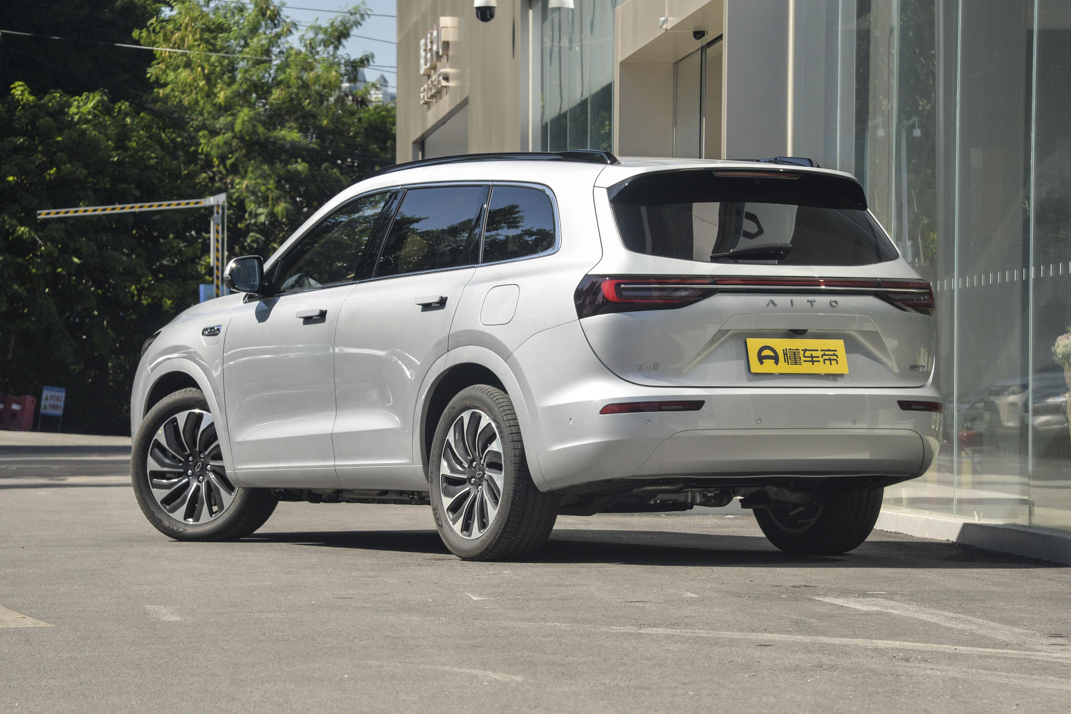 24.98万起,问界新M7 Pro正式发布,智界R7同台亮相