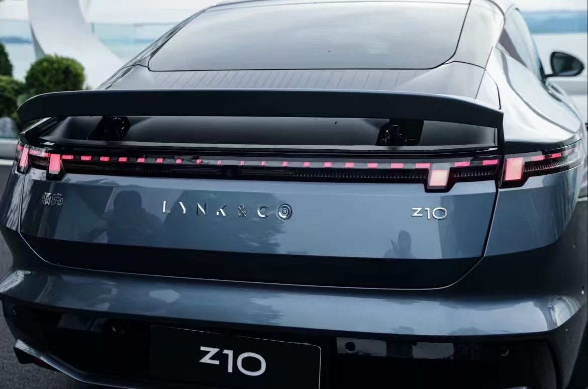 领克首款纯电车型，领克Z10核心零部件配套供应商一览