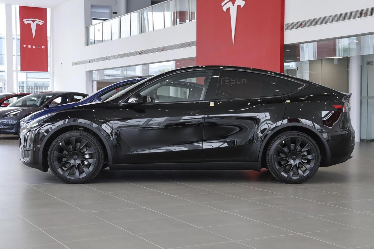 一句话点评8月中型SUV：谁说Model Y不行了？