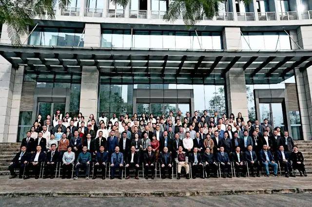 重庆华阳通用科技有限公司揭牌成立