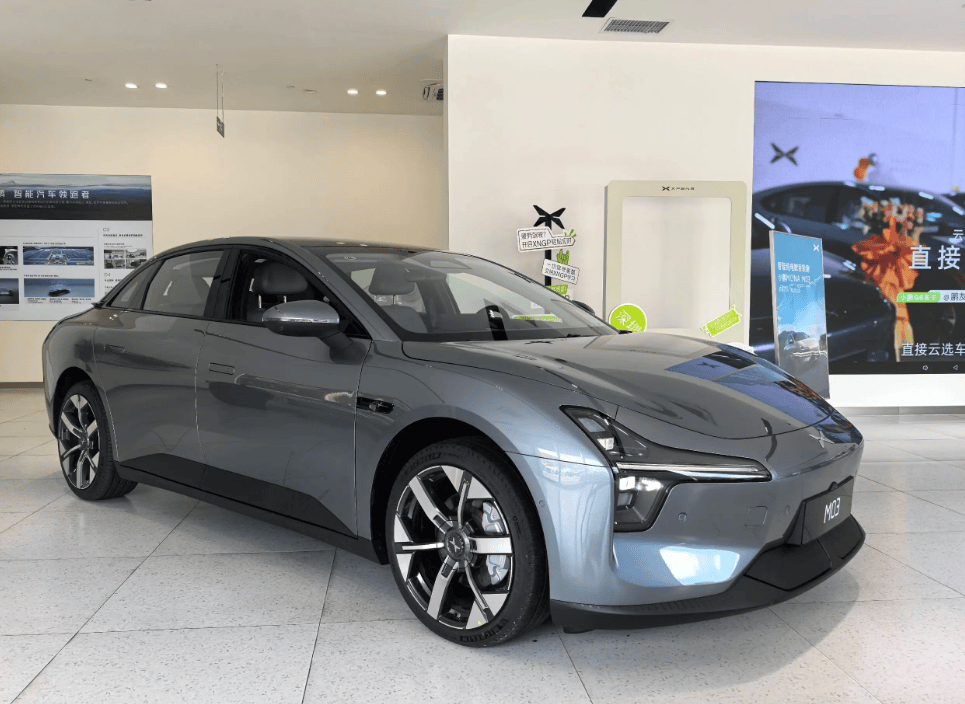 10月第二周销量榜：比亚迪逼近11万辆势不可挡，零跑超越问界和特斯拉