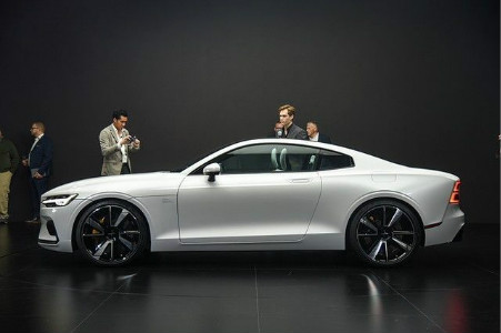 吉利李书福：坚守甲醇路线，追求长远发展