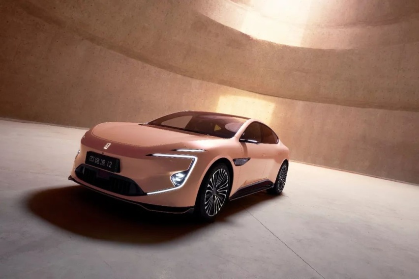 阿维塔，奋力“上岸”