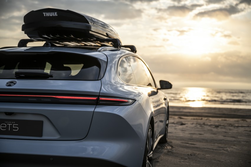 最后一个月，车企杀疯了