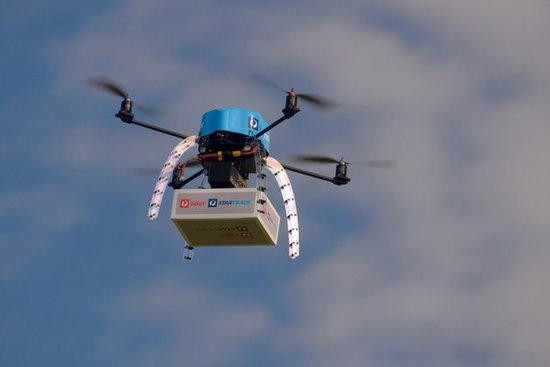 受乌鸦启发 机器人专家开发出可跳到空中飞行的类鸟机器人