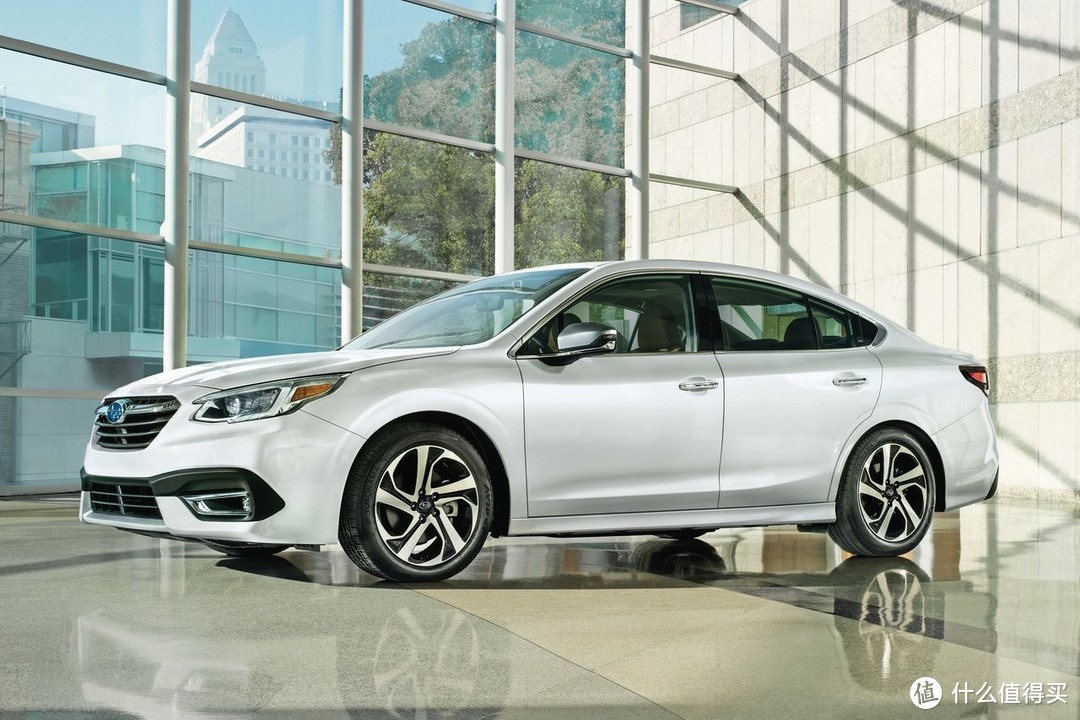 【国际快讯】特斯拉股价创新高；奔驰董事会大调整；日本汽车工会寻求加薪