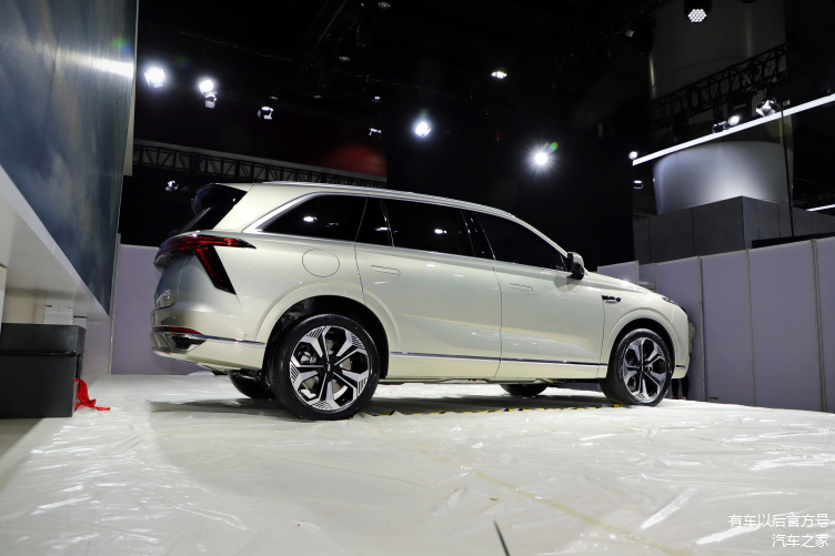 或基于蓝山打造 魏牌全新旗舰SUV谍照曝光