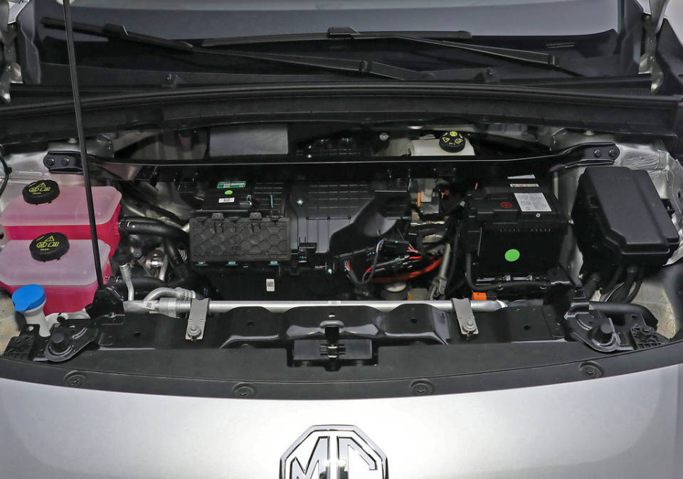 MG重新发布ES5，周钘履新后首次公开亮相